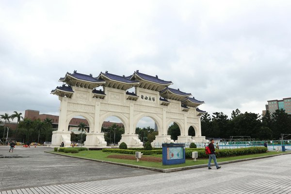 Où pratiquer la randonnée à travers les parcs nationaux de Nouvelle-Zélande : itinéraires et périodes idéales ?